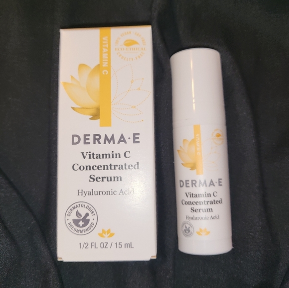 Derma.E Vitamin C Serum - Picture 7 of 8